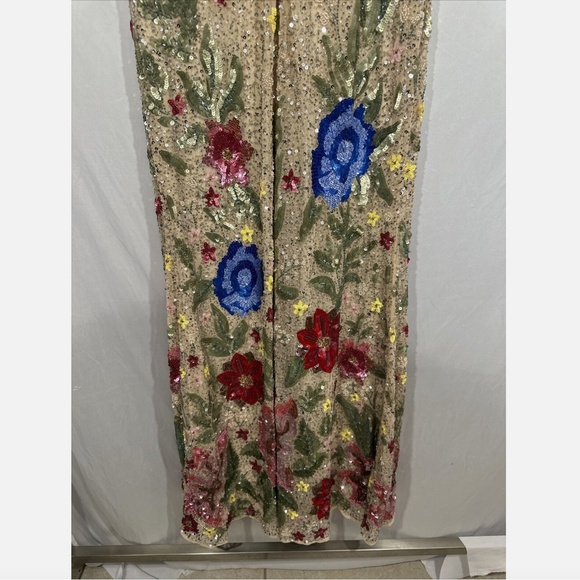 NWT $598 Mac Duggal [ 8 ] Floral Embellished Spaghetti Strap Gown in Nude #G1458 - Picture 11 of 13